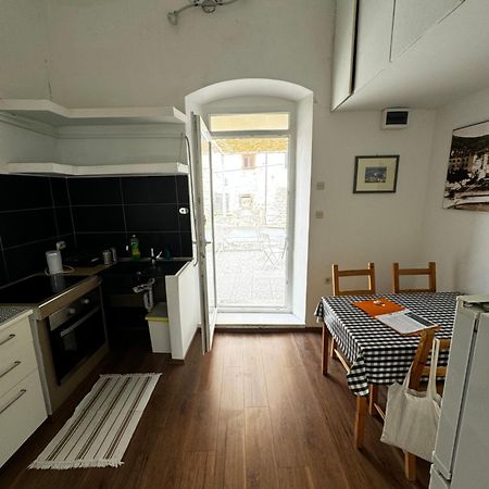 Hvar Piazza Apartment Hvar Town Bagian luar foto