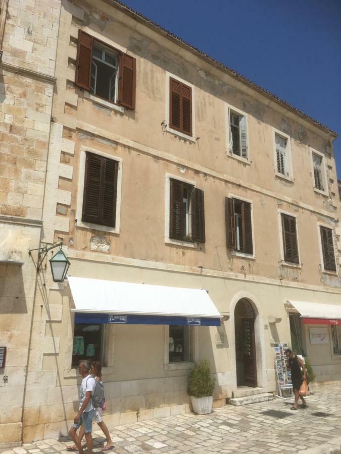 Hvar Piazza Apartment Hvar Town Bagian luar foto