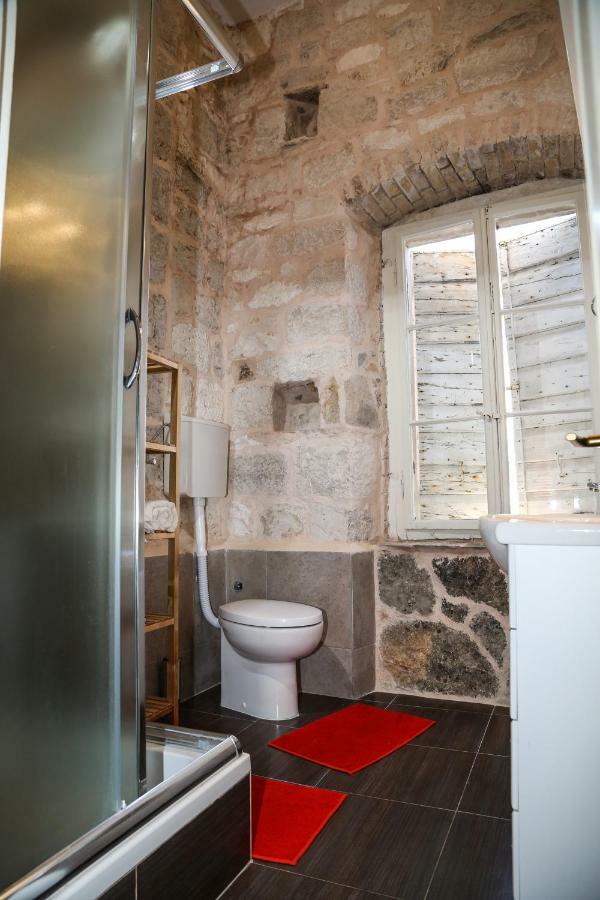 Hvar Piazza Apartment Hvar Town Bagian luar foto